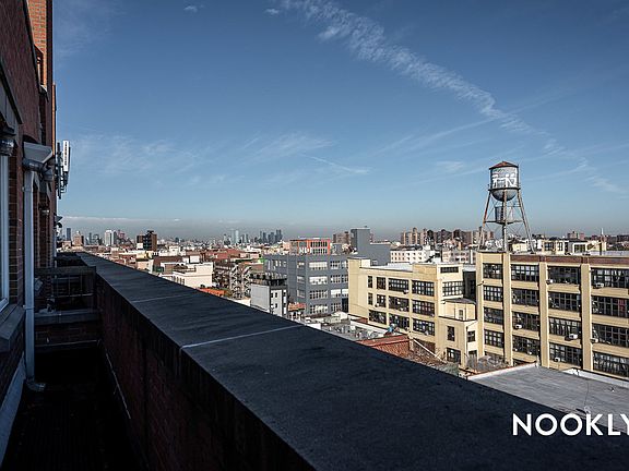 5th image of 908 Bedford Ave #9