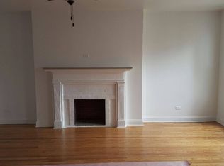 6914 S Oglesby Ave #3N, Chicago, IL 60649