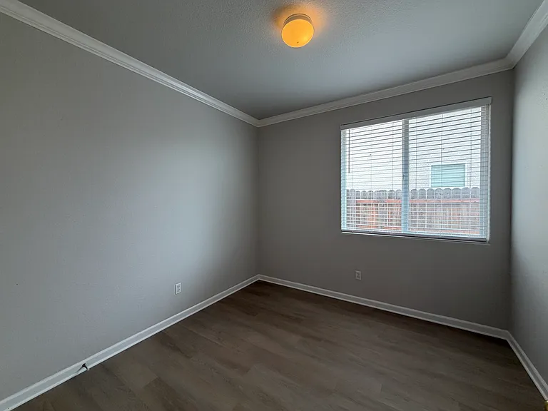 10141 Van Brocklin Way — Photo 15
