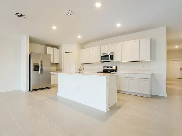 1338 Inkberry Cir — Photo 6