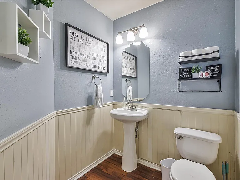 11735 Pebble Sands Dr — Photo 16