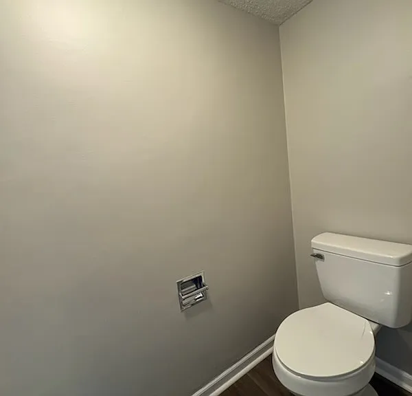 615 Linden St #4 — Photo 9