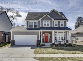 308 Parkdale Ave, Royal Oak, MI 48073
