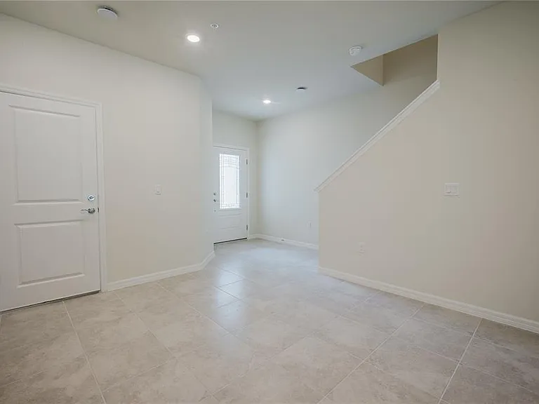 3239 Canyon Bay Point — Photo 9