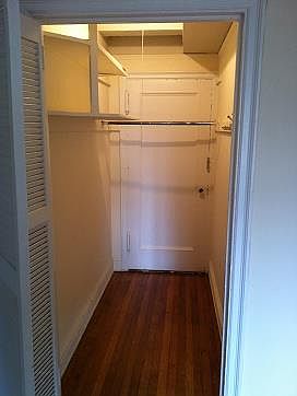 4th image of 433 W 34th St APT 4B