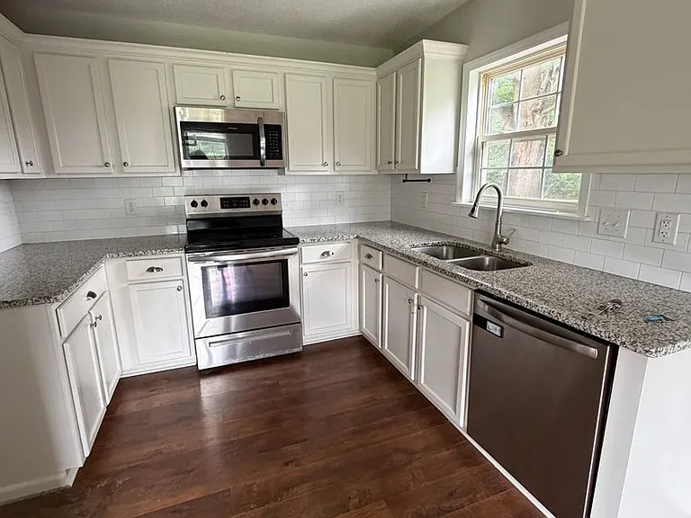 1341 E Cannon Ave — Photo 9