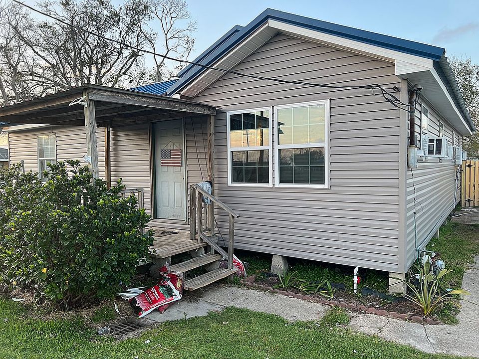 1st image of 101 Cypress Grove St