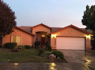 3714 Via Capitola, Madera, CA 93637