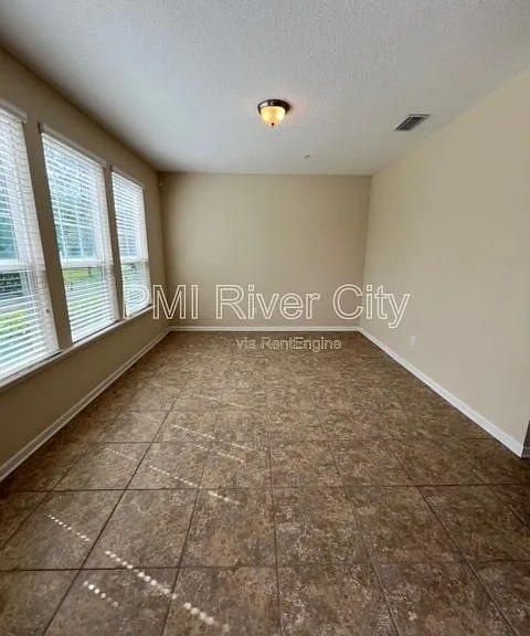 46 Paradas Pl — Photo 3