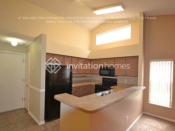 3rd image of 10322 Rainbridge Dr