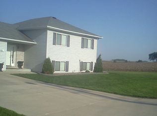 300 8th Ave SE, Kasson, MN 55944
