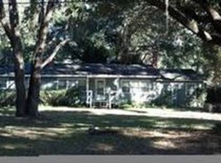 2556 Azalea Dr, Beaufort, SC 29902