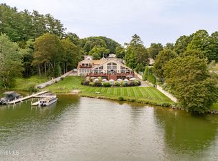 140 Hancock Rd, Pittsfield, MA 01201