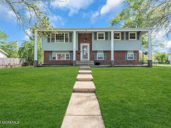 4 Minnesota Drive, Jackson, NJ 08527