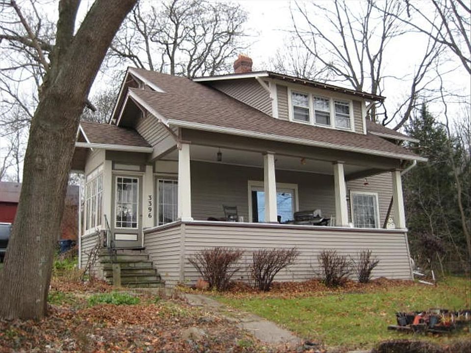 Spacious Home w/ Enclosed Porch