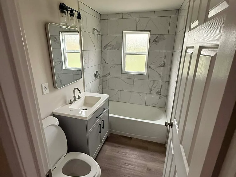 1767 Vancouver Dr — Photo 13