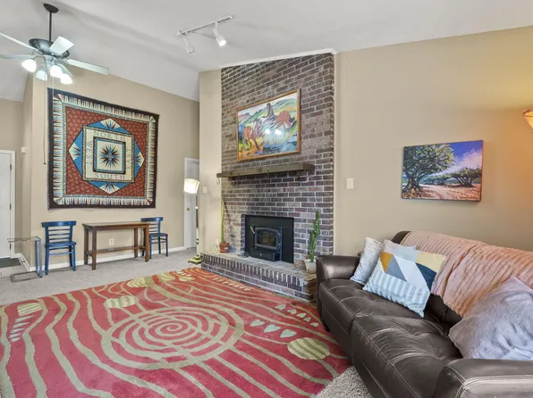 3501 Buckhorn Dr, Lexington, KY 40515