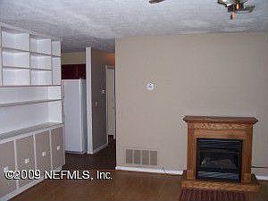 3rd image of 1124 Knobb Hill Dr