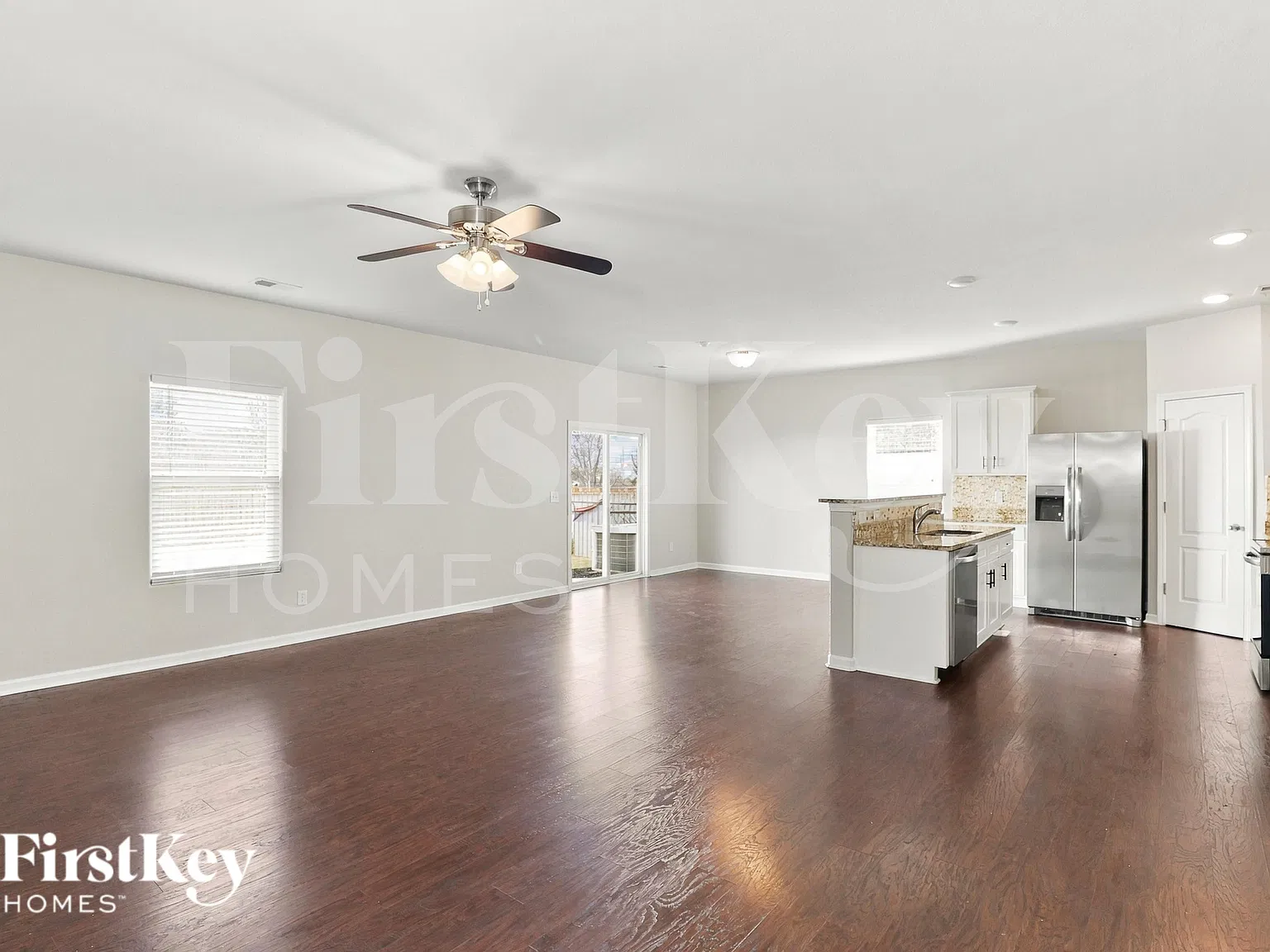 4 bed, 2.0 bath, 2006 sqft, $2,135 — Photo 3