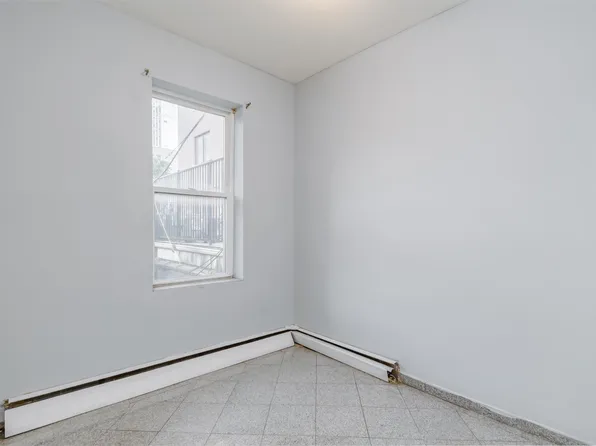 2982 John F Kennedy Boulevard image 11 of 12