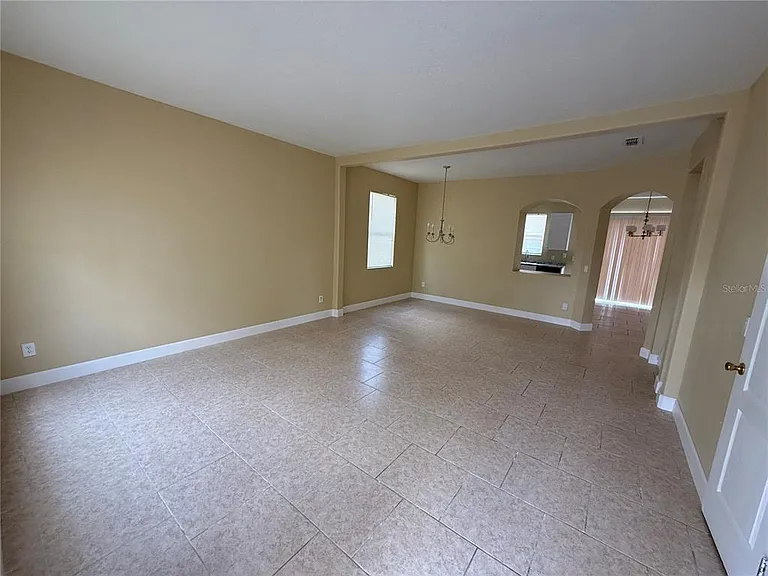 933 Whispering Cypress Ln — Photo 5