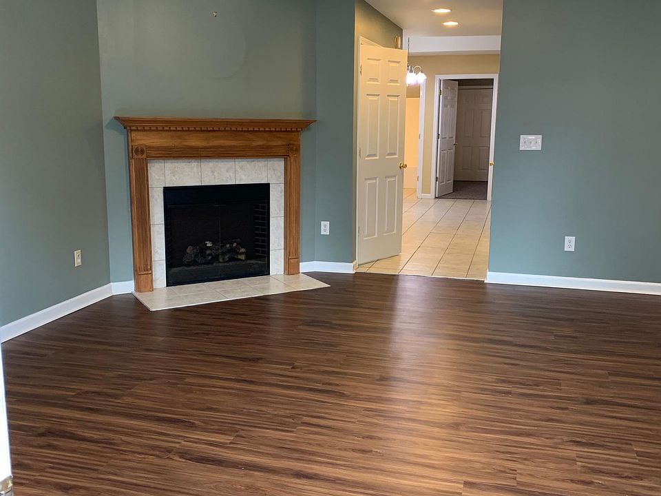 1st image of 1116 Oatlands Park