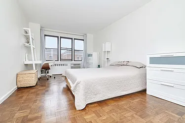 Rented by PocketBroker Inc