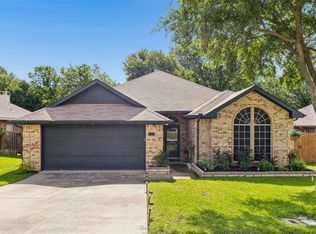 2017 Kenny Ct, Lewisville, TX 75067