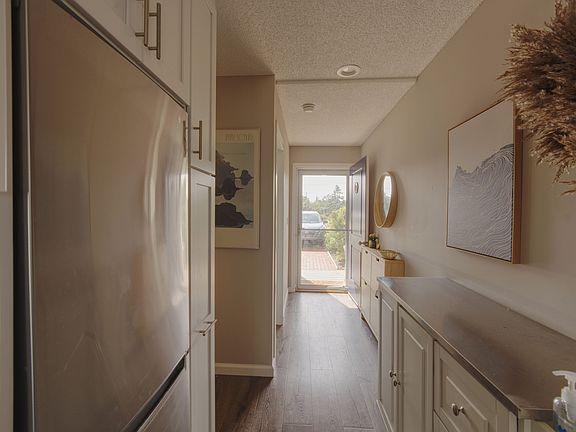 2nd image of 16 Navy Rd Unit 115