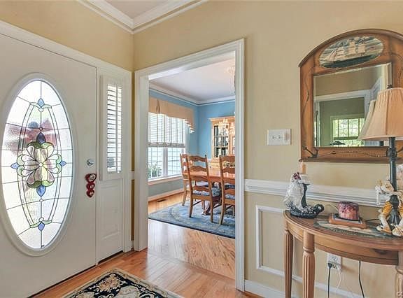 3rd image of 5809 Dorton Ln