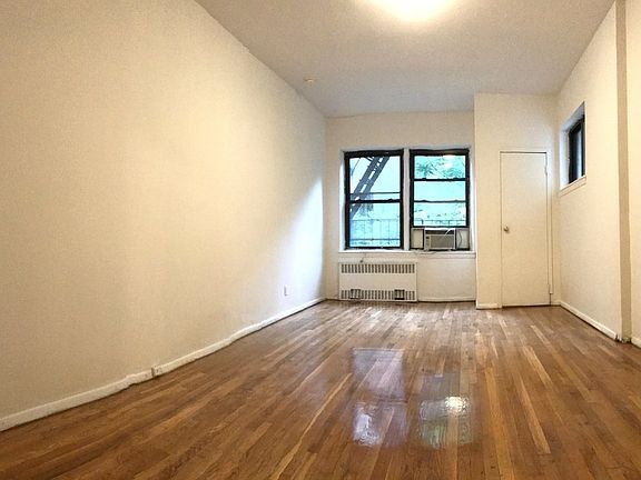 4th image of 239 E 77th St APT 1D