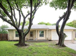 3706 Hollyridge Ct, Arlington, TX 76015