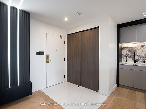 4th image of 5444 Yonge St #304