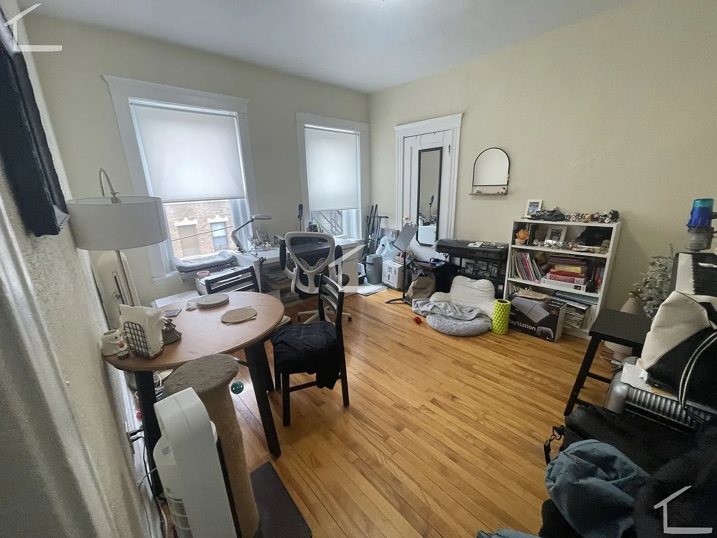 9/1 No fee! Spacious 1BR in Allston near Green Line, heat inc! — Photo 1