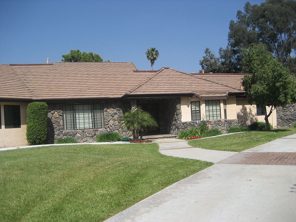 1st image of 600 Wrede Way