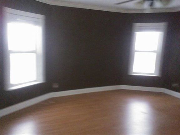 3rd image of 629 Fulton St