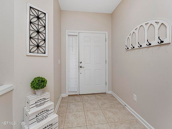 3rd image of 13455 ENGLISH PEAK Court