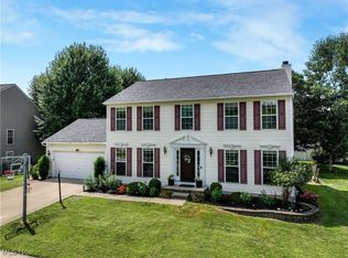 224 Weatherstone Ct, Akron, OH 44321