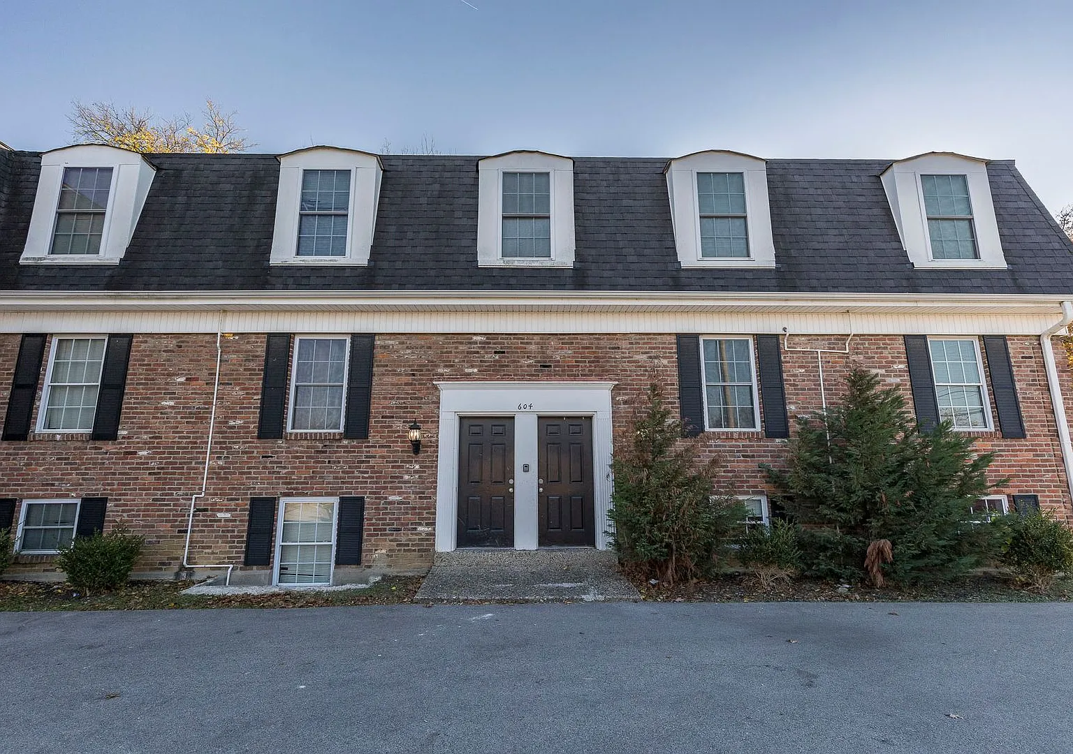 4800 Southern Parkway/602 & 604 Bluegrass Pkwy — Photo 2