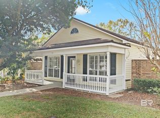 44 Cottage Dr, Fairhope, AL 36532