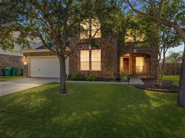 814 Corner Sq, Seabrook, TX 77586