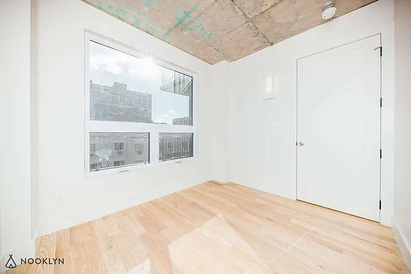 Rented by Nooklyn NYC LLC | media 17
