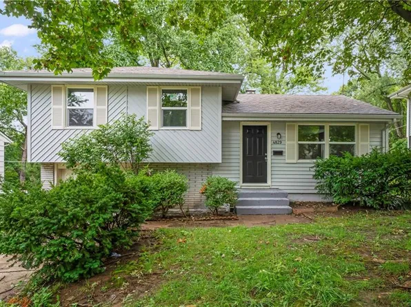 4829 N Sycamore Dr, Kansas City, MO 64119