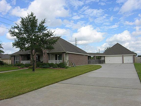 Detached Garage