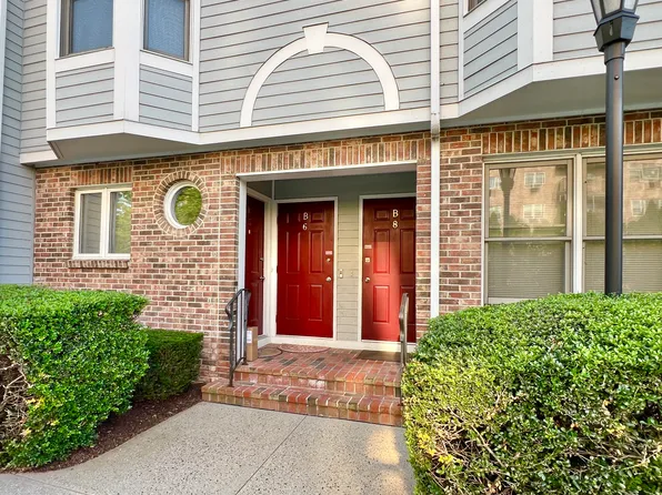 2612 North Avenue #B6, Bridgeport, CT 06604