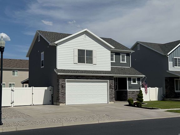 3rd image of 3565 S Water Lilly Ln
