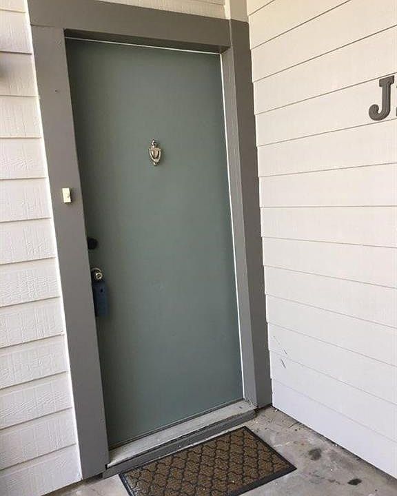 3220 69th St APT J2, Galveston, TX 77551 | Zillow