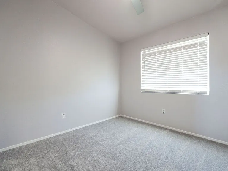 1109 Devon Downs Ave — Photo 33