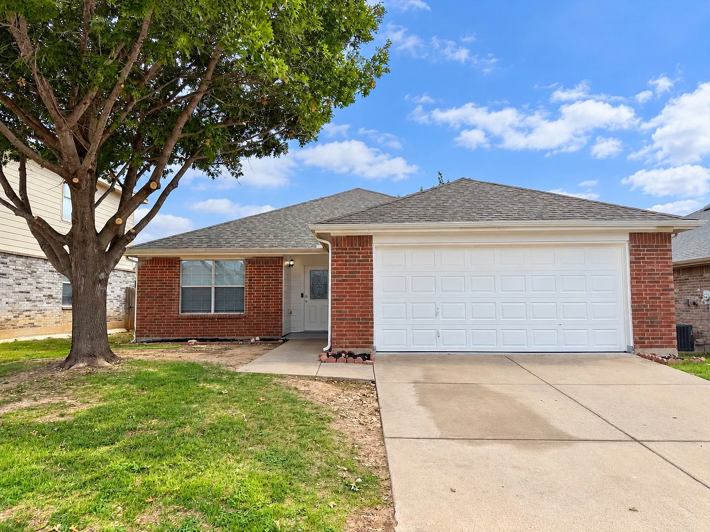 3 bed, 1722 sqft, $1,995 — Photo 1