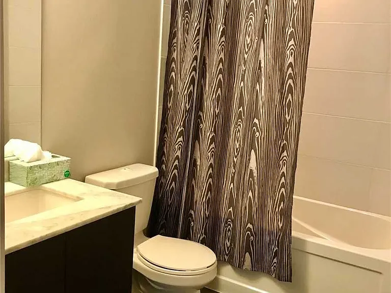 2055 Danforth Ave #312 — Photo 9